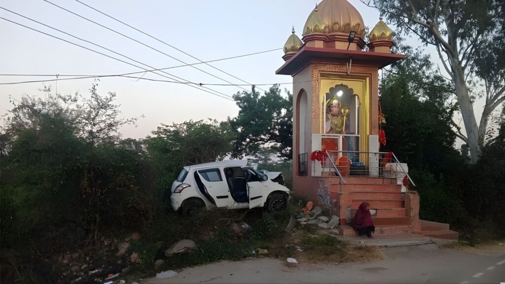 car accident in kangra