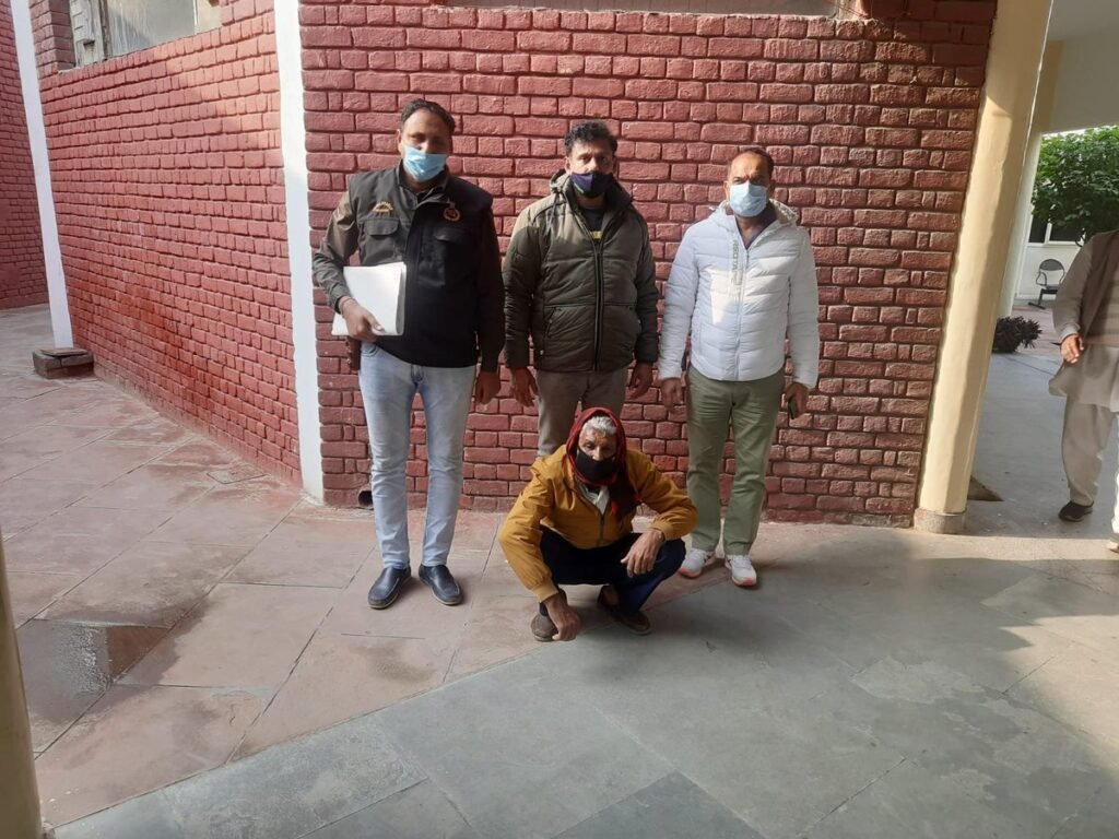 फरीदाबाद का ‘सायको किलर’ : एक नहीं, 6 हत्याओं का खौफनाक सच; 3 बच्चियों को भी नहीं बख्शा फरीदाबाद का 'सायको किलर' : एक नहीं, 6 हत्याओं का खौफनाक सच; 3 बच्चियों को भी नहीं बख्शा