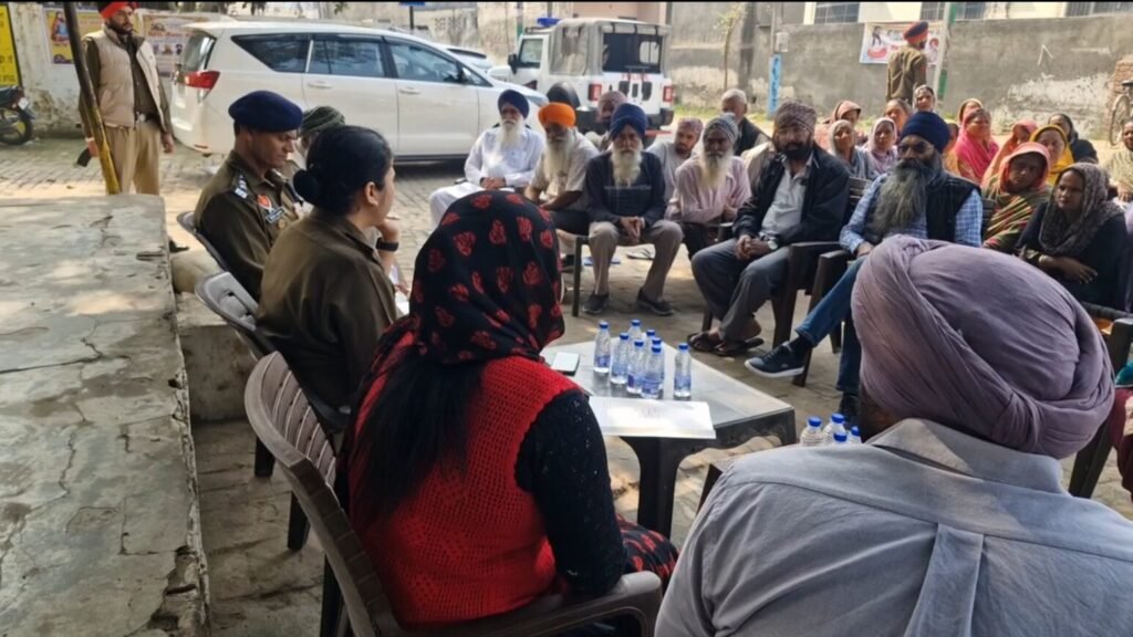 नशा तस्करों का हुक्का पानी बंद: इस गांव ने लिया बड़ा फैसला